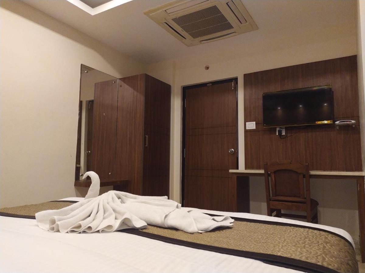 Hotel White Boutique Puducherry Zewnętrze zdjęcie