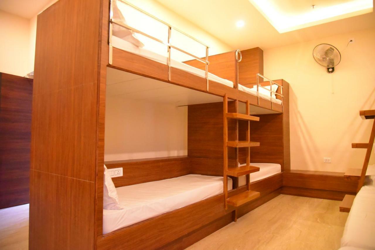 Hotel White Boutique Puducherry Zewnętrze zdjęcie