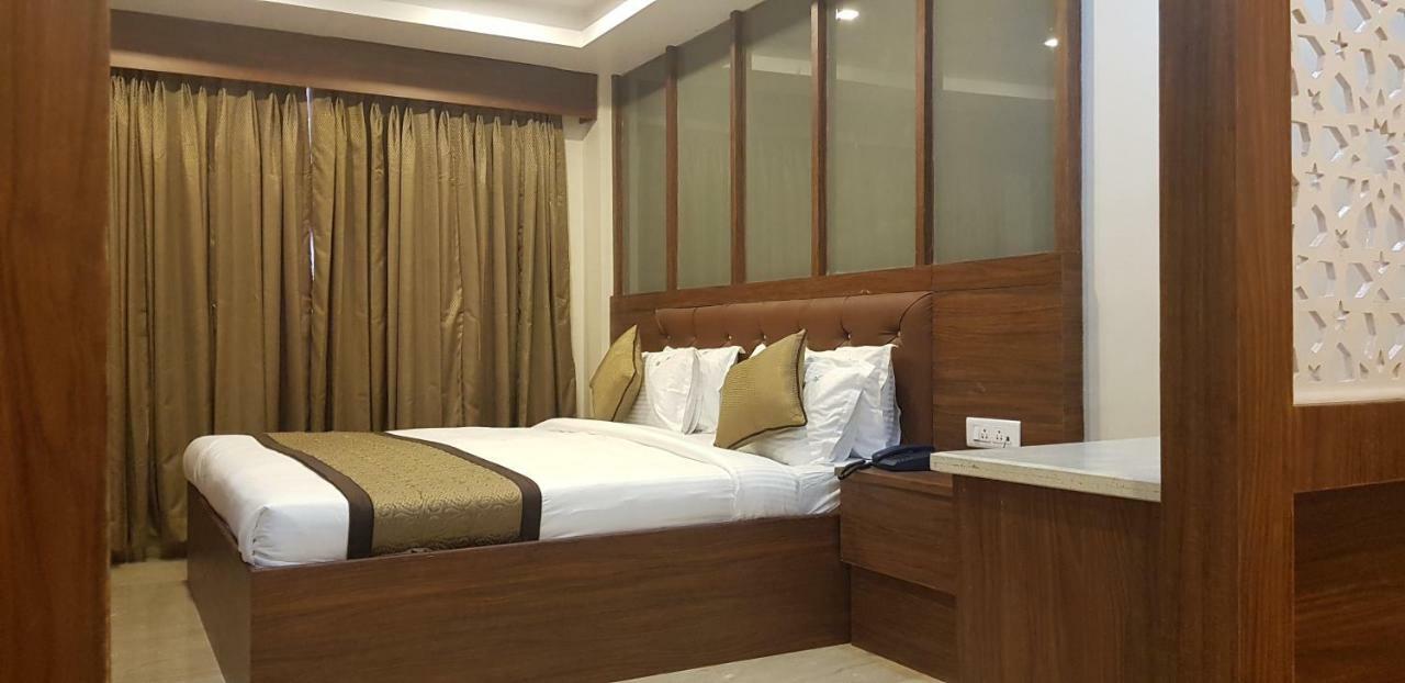 Hotel White Boutique Puducherry Zewnętrze zdjęcie